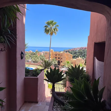 Oasis Coto Real Apartment San Luis de Sabinillas